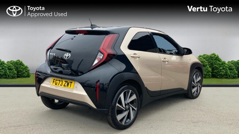 Toyota Aygo X 1.0 VVT-i Edge 5dr Auto Petrol Hatchback